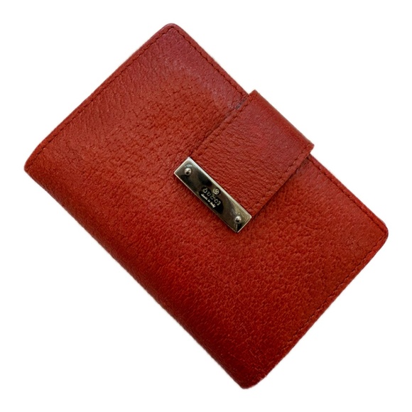 Authentic Vintage Gucci Red Bi-fold Wallet - Picture 1 of 7